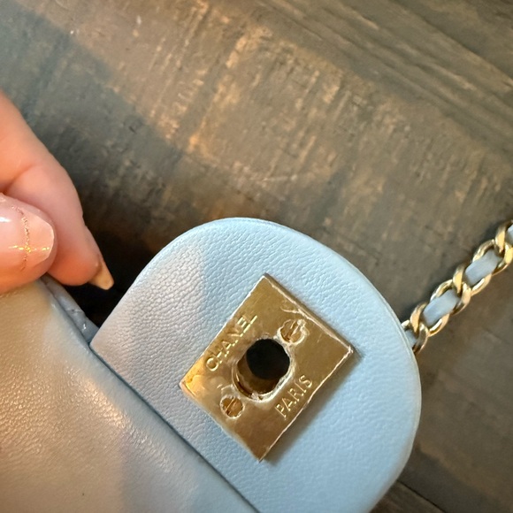 CHANEL 2022 mini pearl crush grey flap quilted handbag - Picture 8 of 11